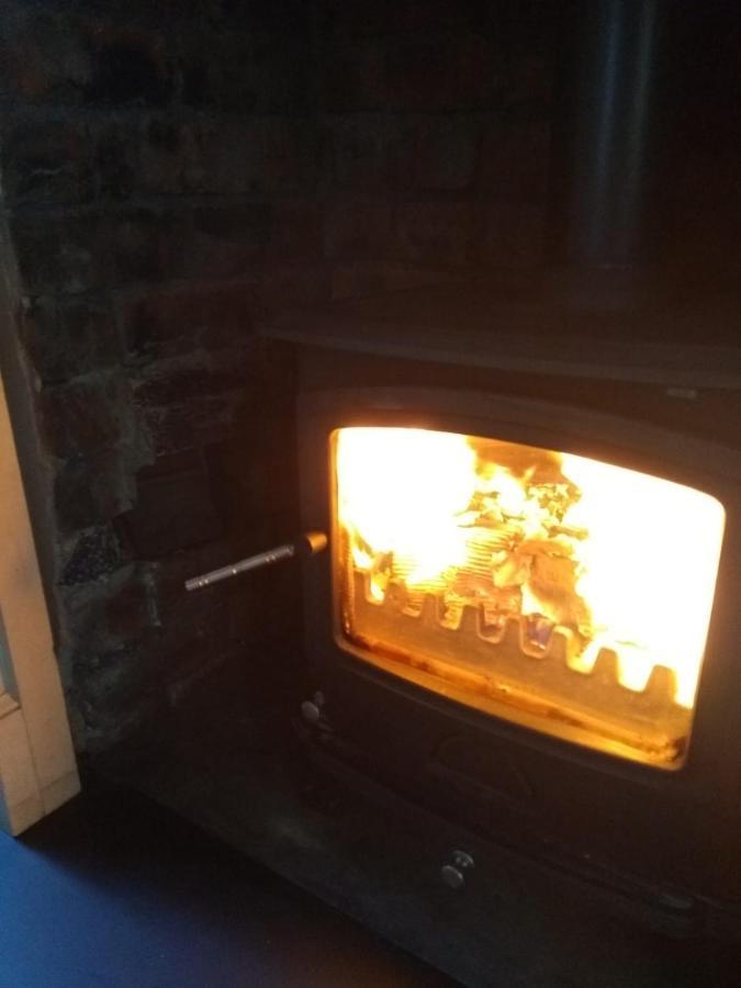 Вілла Cosy, Dog Friendly House On The Fringe Of The Brecon Beacons Tredegar Екстер'єр фото